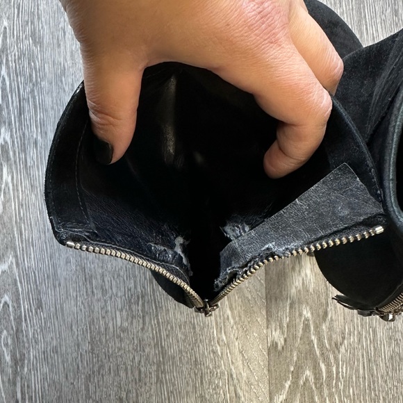 BLACK SUEDE BOOTIES 🔥 - Picture 9 of 12